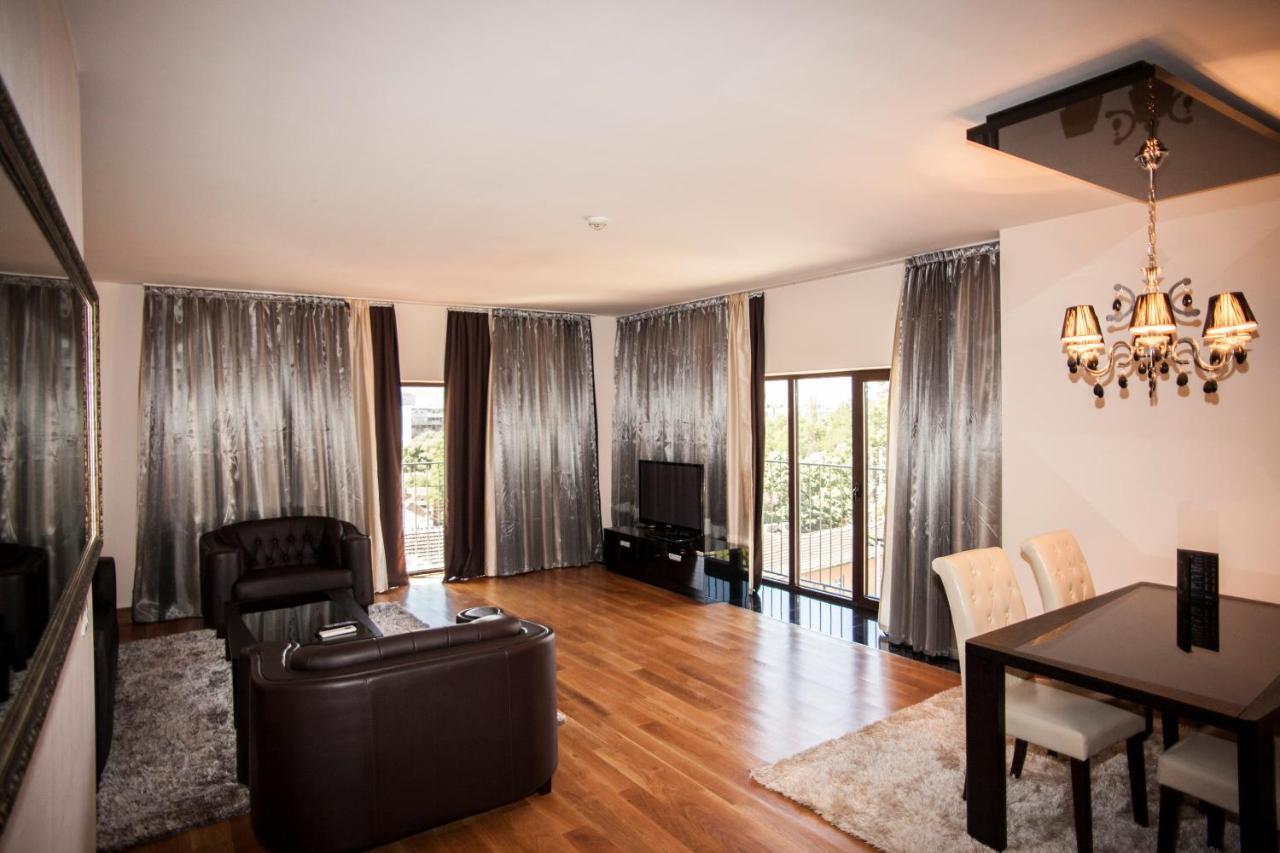Capital City Center Apart Residence Plovdiv Exteriör bild